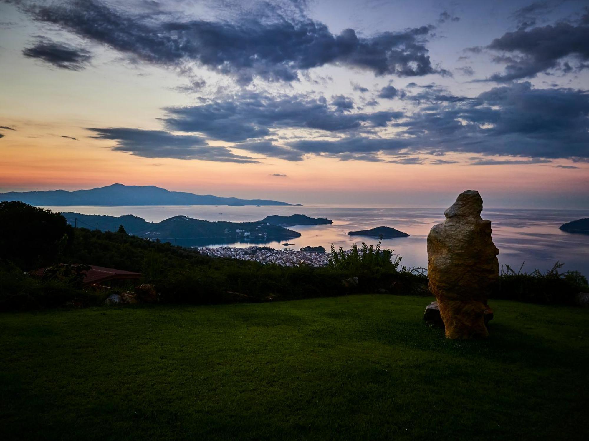 Sky Sea Resort Skiathos Ngoại thất bức ảnh